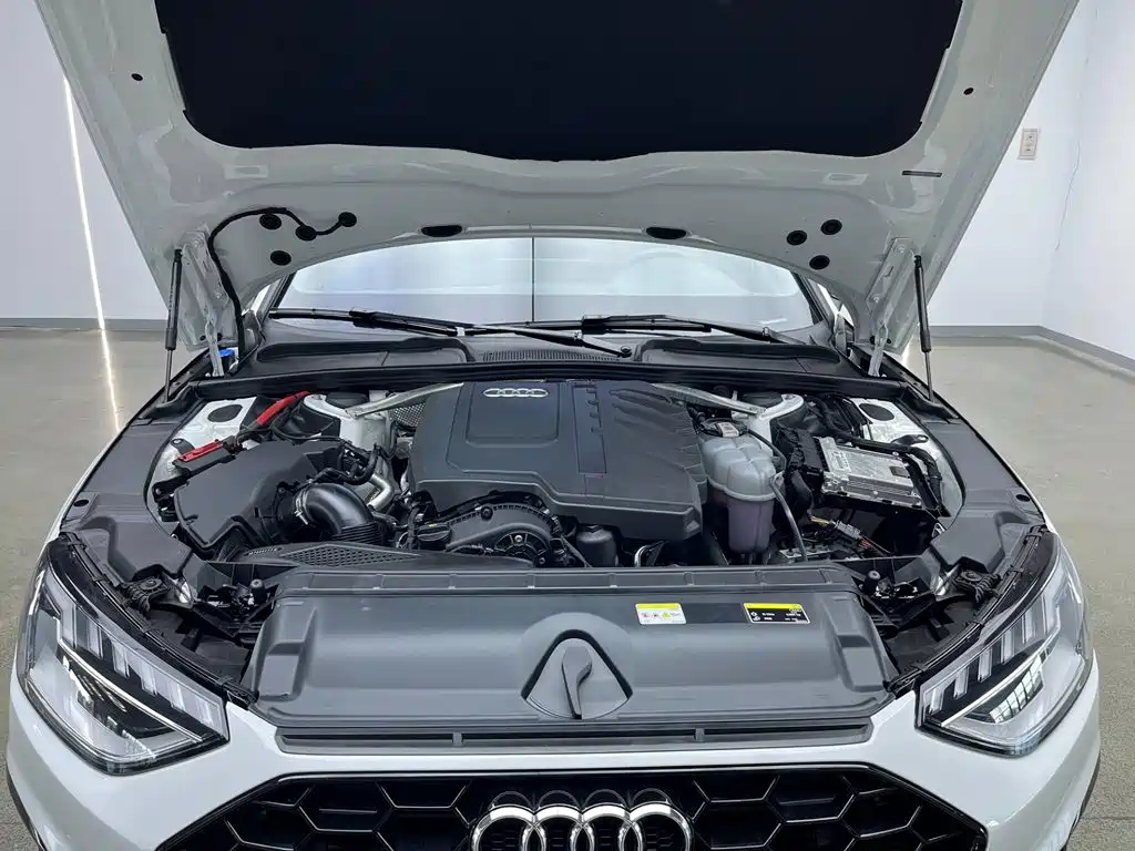 Audi A4L, миниатюра 7