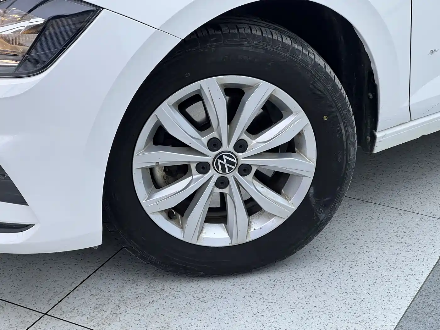 Volkswagen Polo 2021 Plus 1.5L Automatic Colorful Tech Edition фото 21