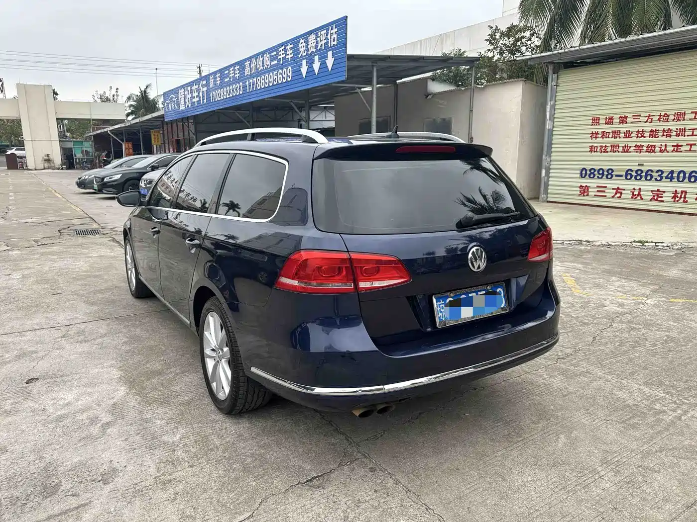 Volkswagen Magotan (Import) 2012 Wagon 2.0TSI Comfort фото 4