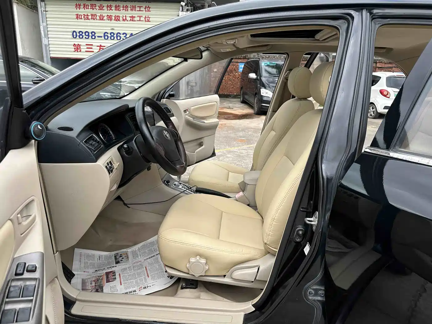 Toyota Corolla 2013 1.6L Automatic Excellence Edition фото 7
