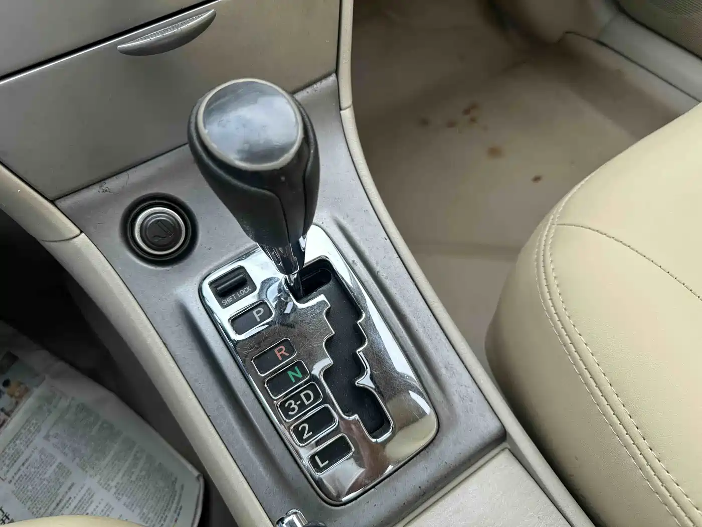 Toyota Corolla 2013 1.6L Automatic Excellence Edition фото 15