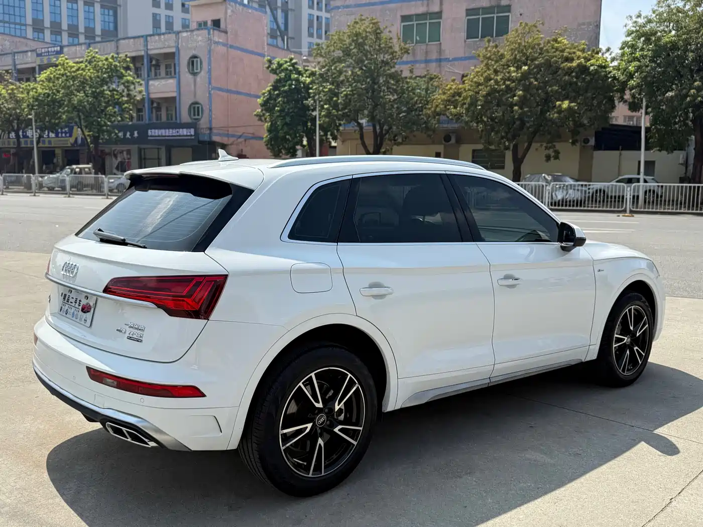 Audi Q5L 2021 40 TFSI Fashion Dynamic фото 9