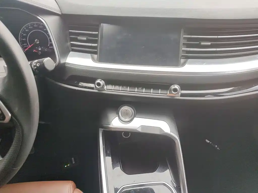 Фото 13 - Haval H6