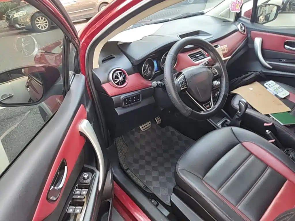 Haval H1 2015 2015 1.5L AMT Urban