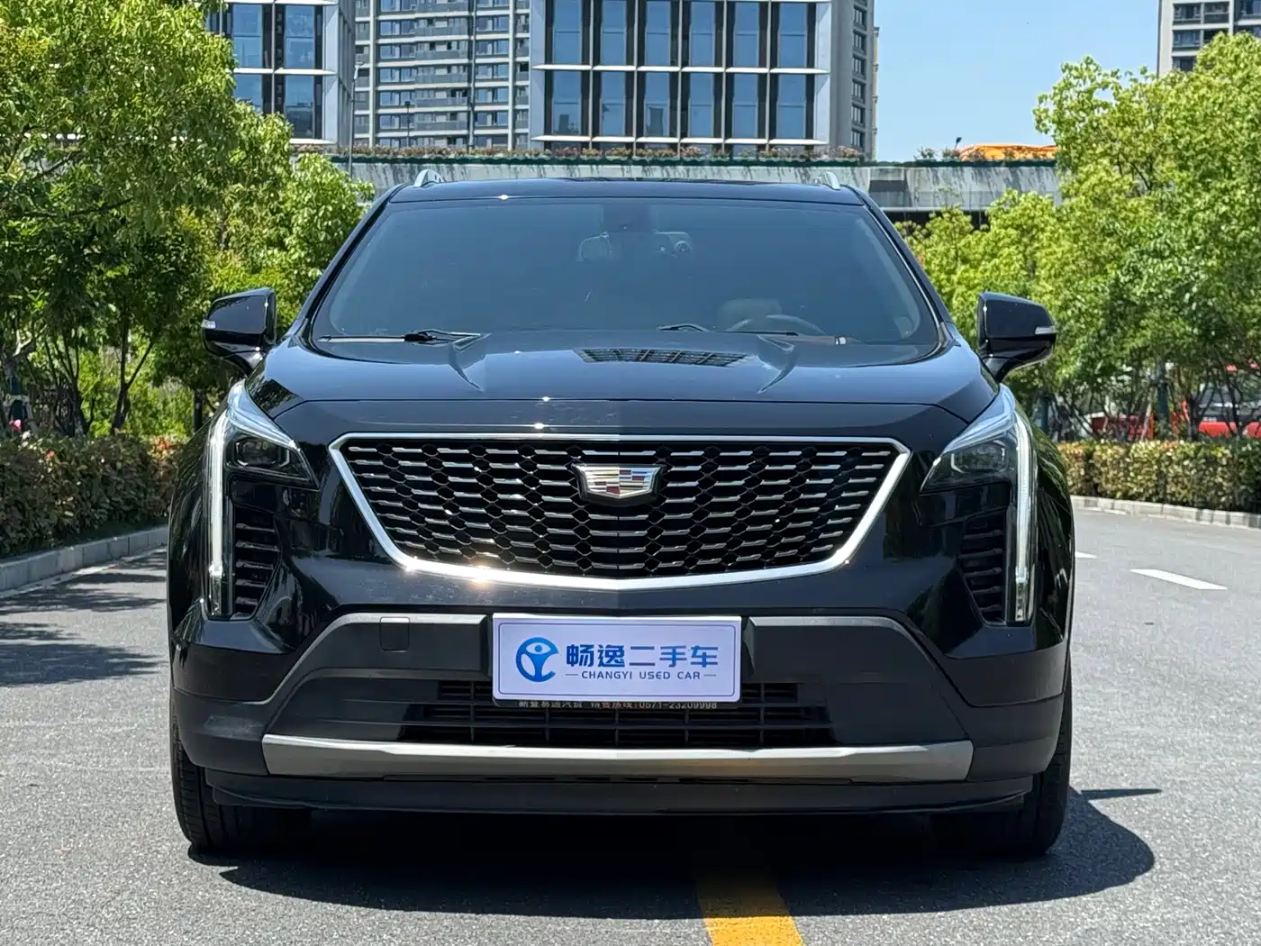 Cadillac XT4 2021 28T FWD Premium Edition фото 2