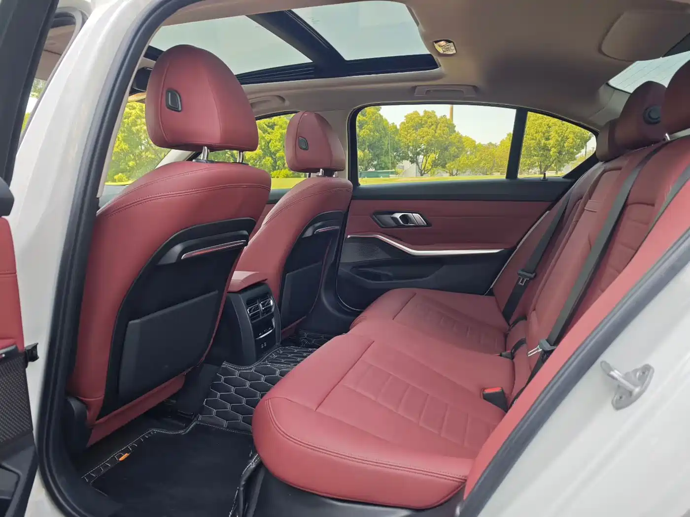 BMW 3 Series 2021 Facelift 320Li M Sport Package фото 9