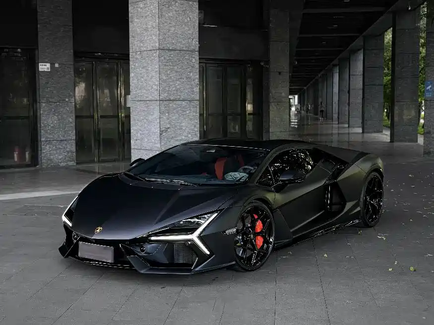 Lamborghini Revuelto 2025 2023 6.5L PHEV Standard