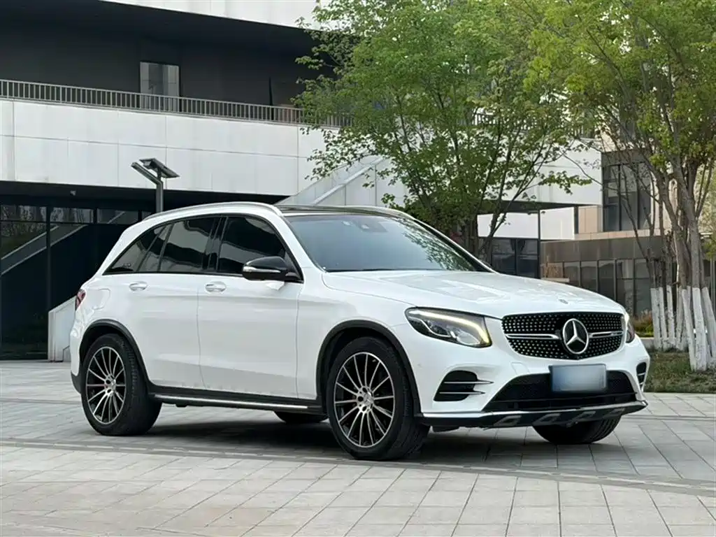 Mercedes-Benz GLC 2018 Facelift GLC 260 4MATIC Luxury фото 4