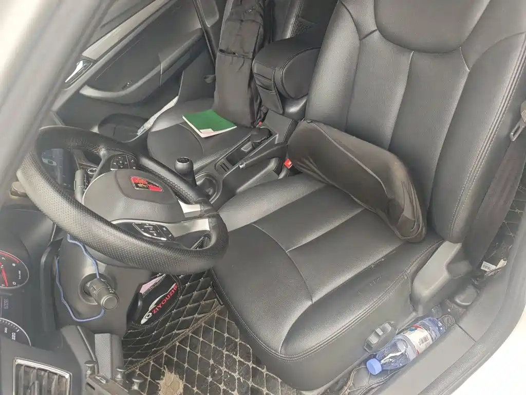 Photo 16 - Roewe 360