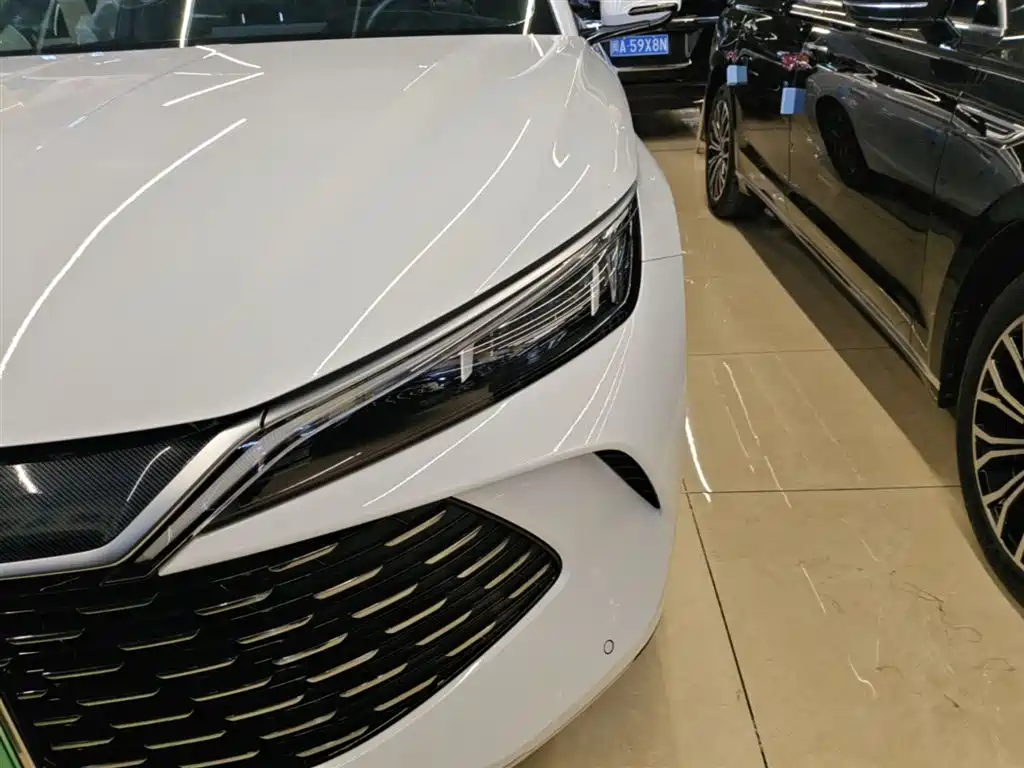 BYD Qin L 2024 DM-i 120KM Superior Edition фото 24