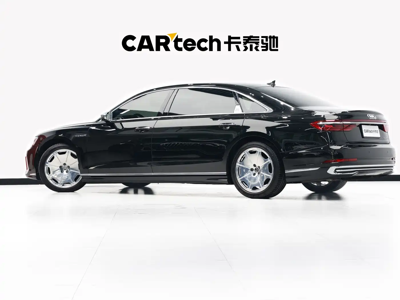 Audi A8 2022 A8L Horch Founder's Edition Legendary фото 25