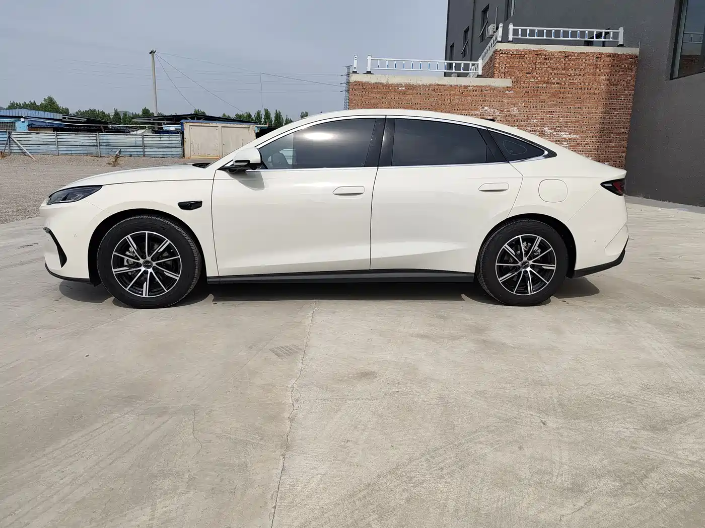 BYD Seal 06 New Energy 2025 DM-i Smart Drive Edition 120KM Luxury фото 3