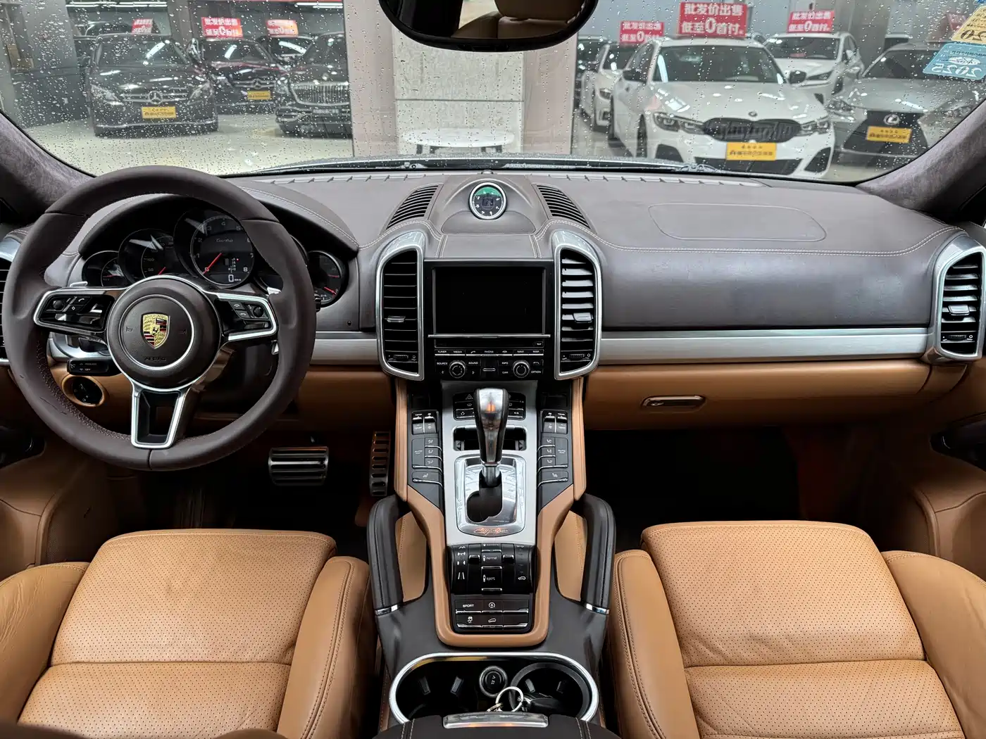 Porsche Cayenne 2011 Cayenne Turbo 4.8T фото 10