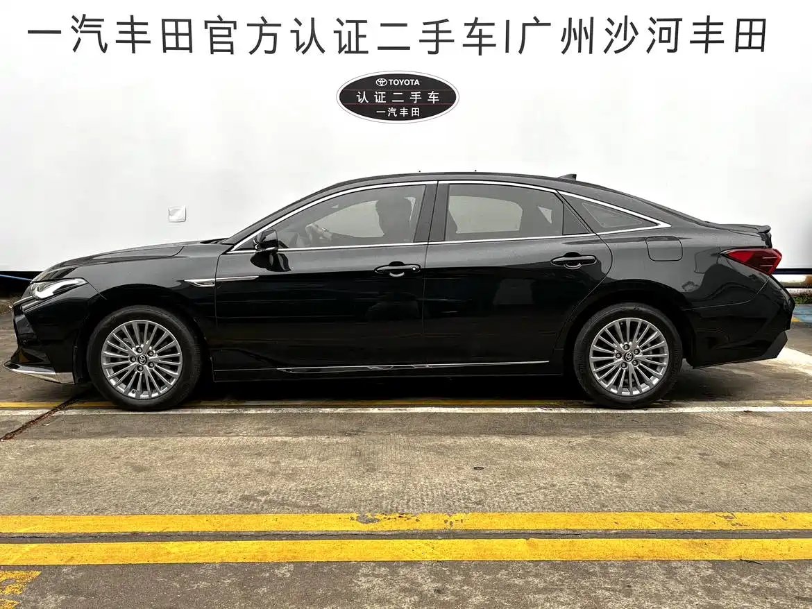 TOYOTA ASIAN DRAGON