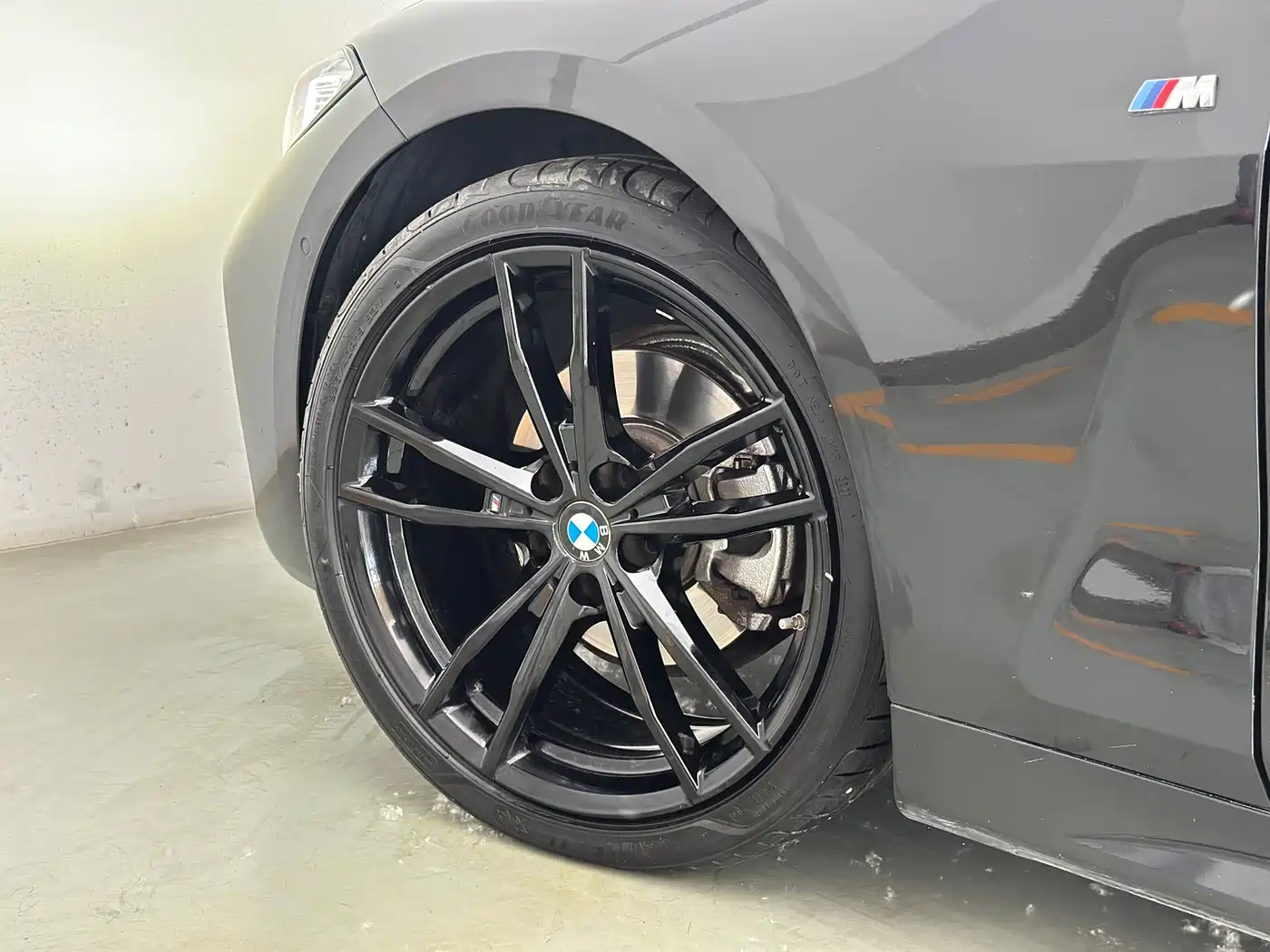 BMW 4 Series 2022 425i Convertible M Sport Shadow Night Package фото 45