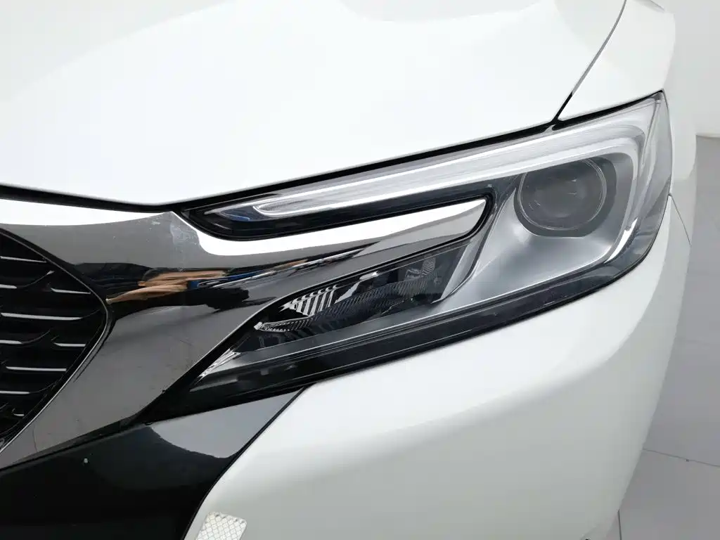 DS 6 2017 2016 1.6T Luxury THP160