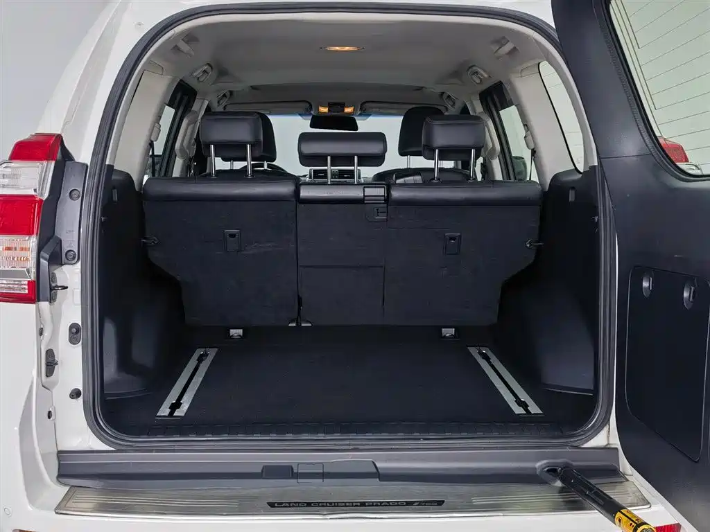 Toyota Prado 2016 3.5L Auto TX-L фото 16
