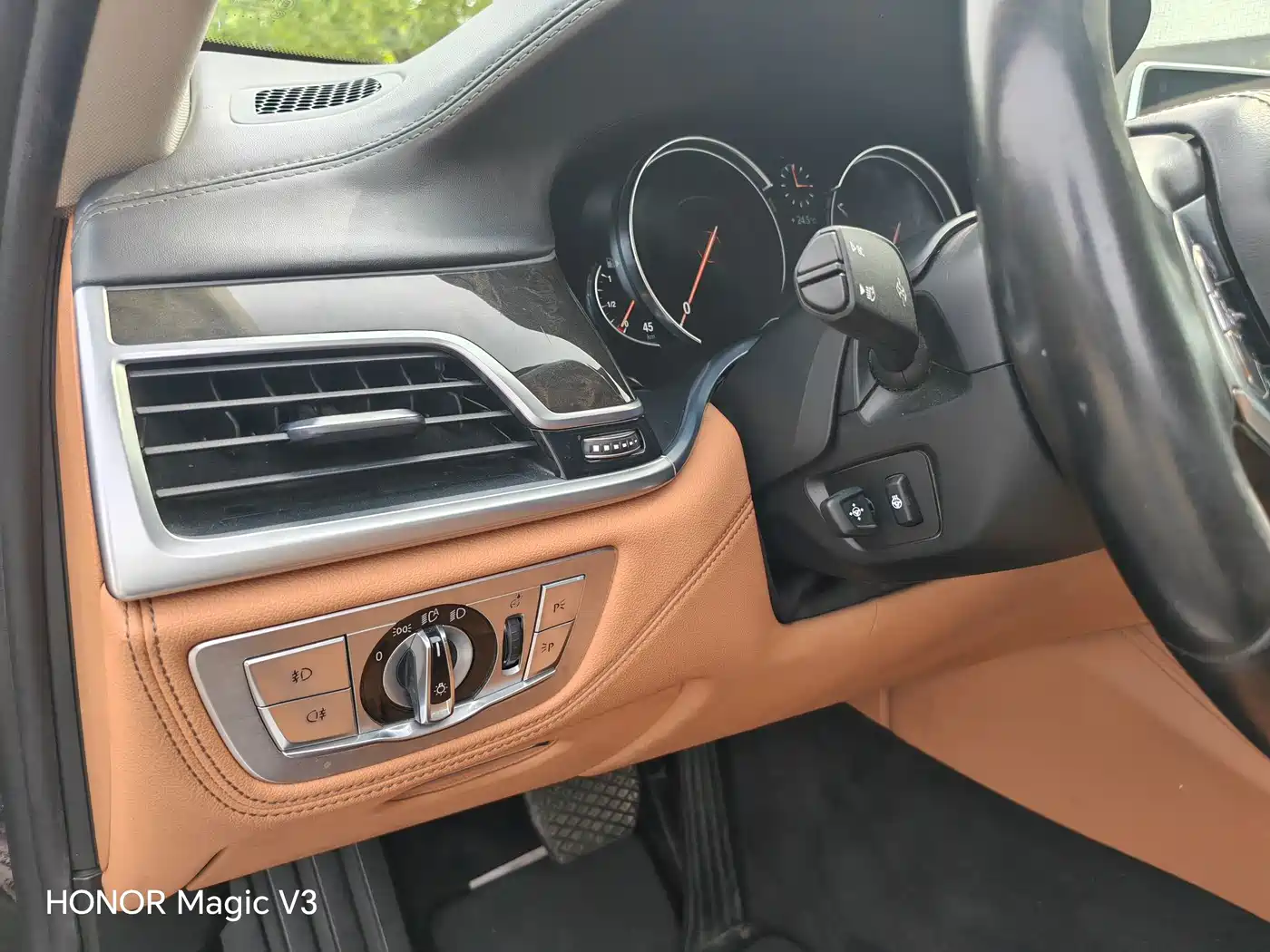 BMW 7 Series 2016 730Li Luxury фото 5