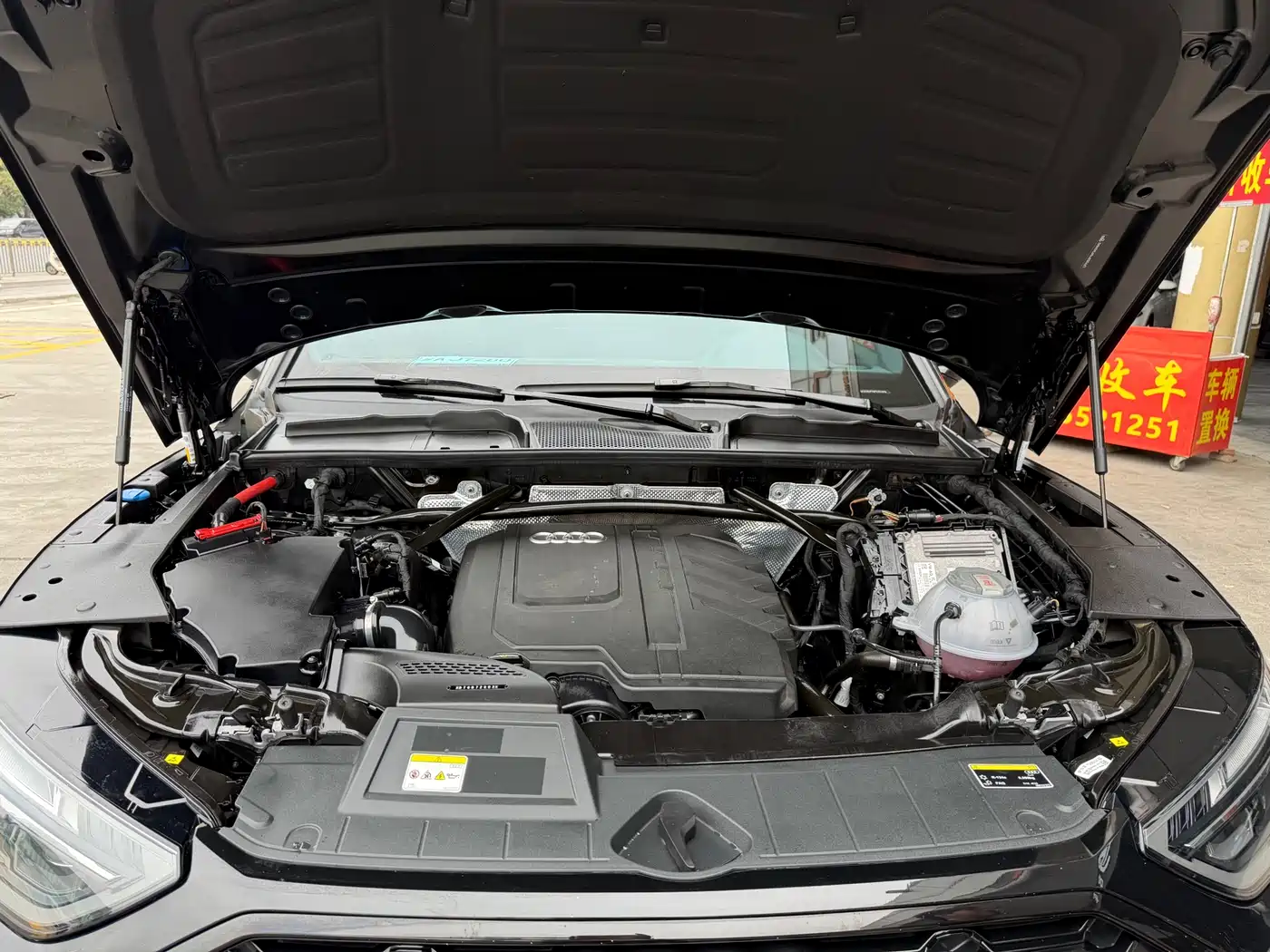 Audi Q5L 2024 Model 40 TFSI Luxury Dynamic фото 10