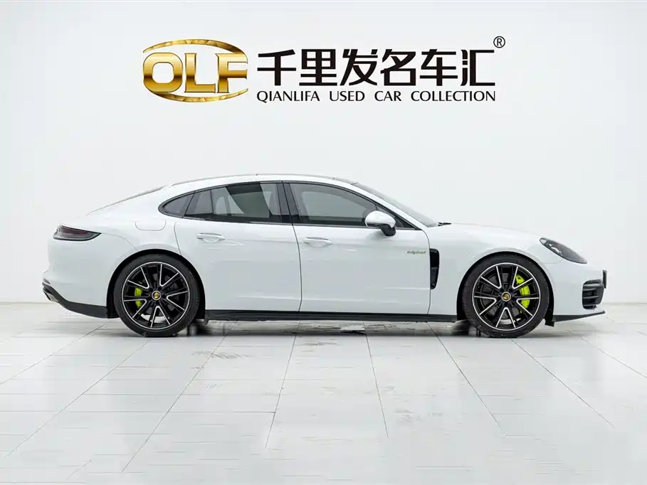PORSCHE PANAMERA NEW ENERGY