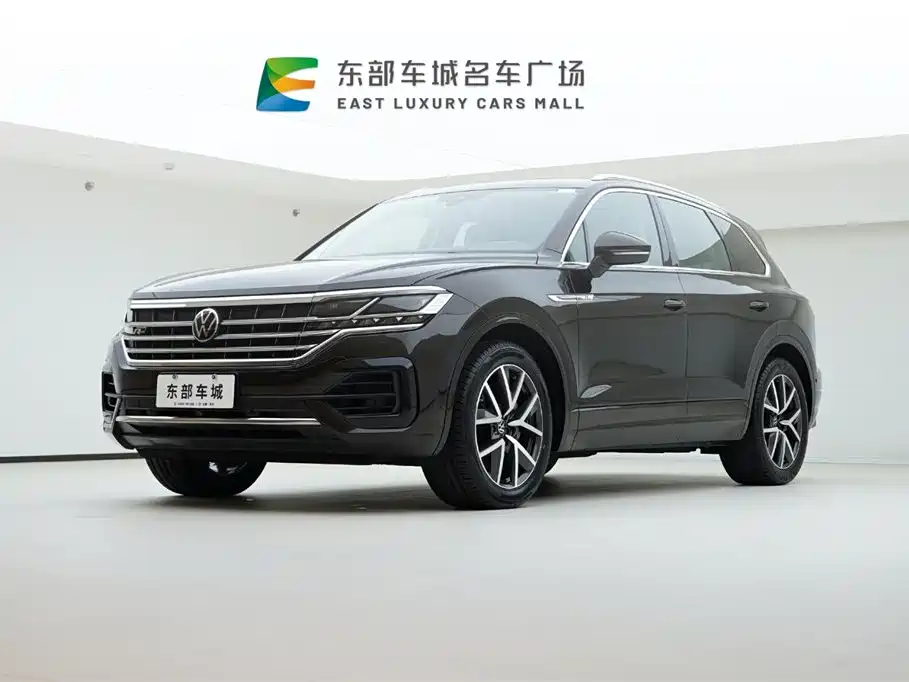 Volkswagen Touareg 2021 3.0TSI R-Line Classic Sport Package