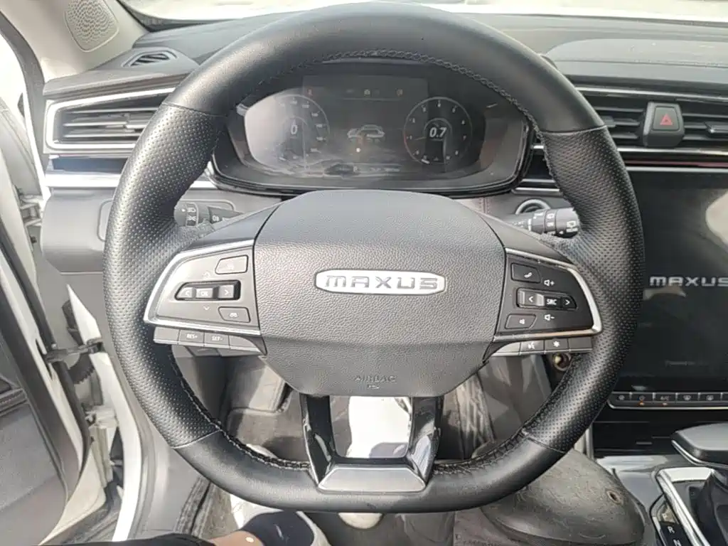 Maxus Maxus D60 2019 2019 1.5T Auto Smart Edition 6-seater