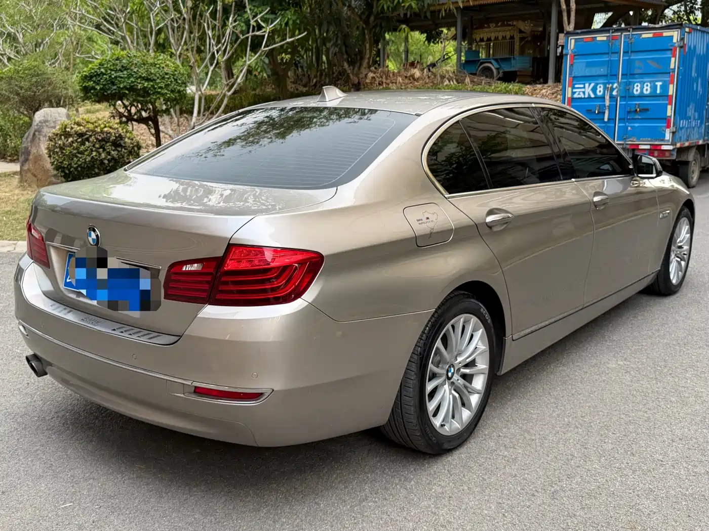 BMW 5 Series 2017 525Li Luxury Design Package фото 7