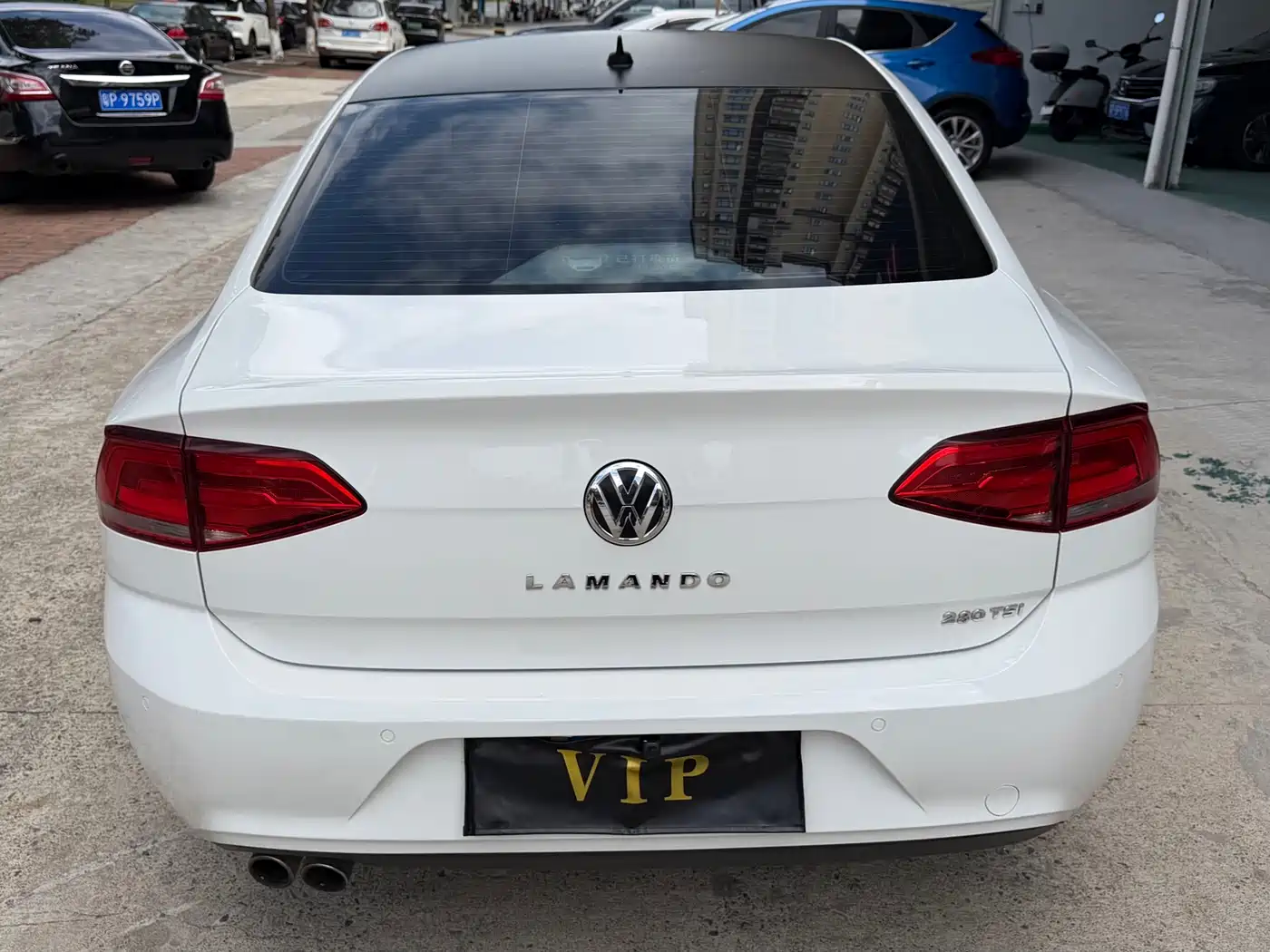 Volkswagen Lamando 2017 230TSI DSG Trend Edition фото 8