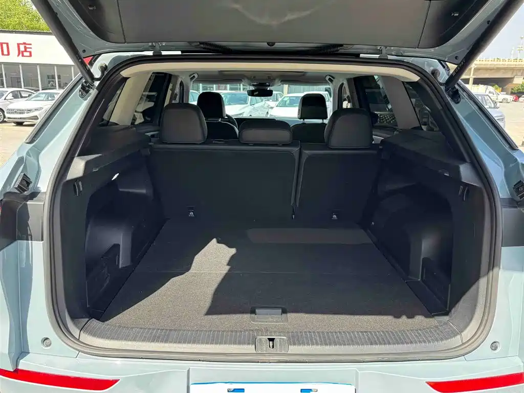 Volkswagen Talagon 2023 380TSI 4WD R-Line Launch Edition фото 10