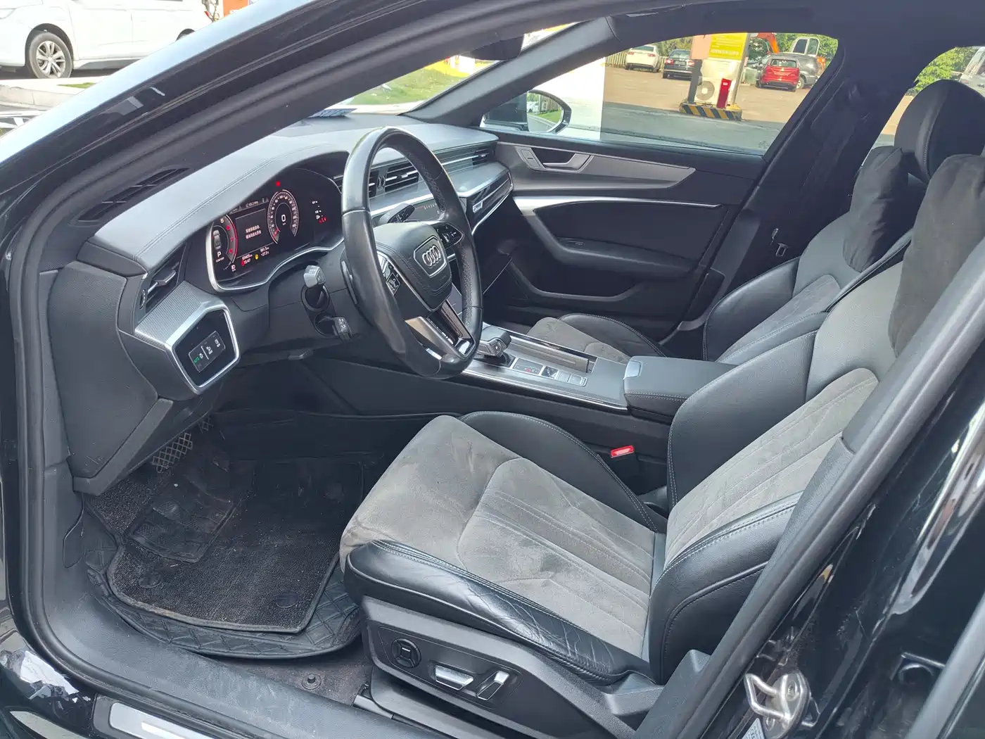 Audi A6L 2023 40 TFSI Luxury Elegance фото 5