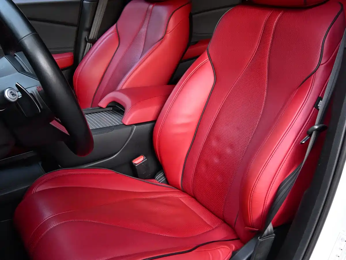 Photo 15 - Acura RDX