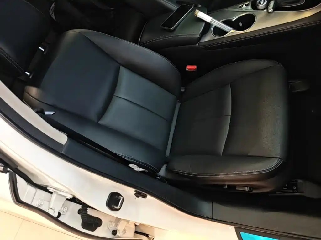 Infiniti Q50L 2019 2018 2.0T Premium Edition (China VI)
