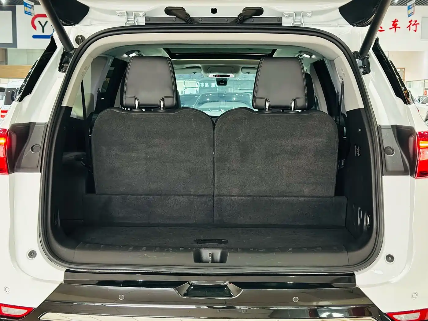 Buick Enclave 2020 28T 4WD Premium Model фото 14