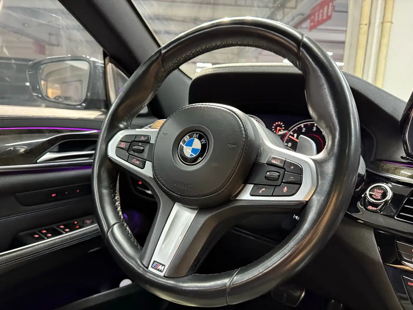 BMW 6 Series GT 2018 630i M Sport Package фото 11