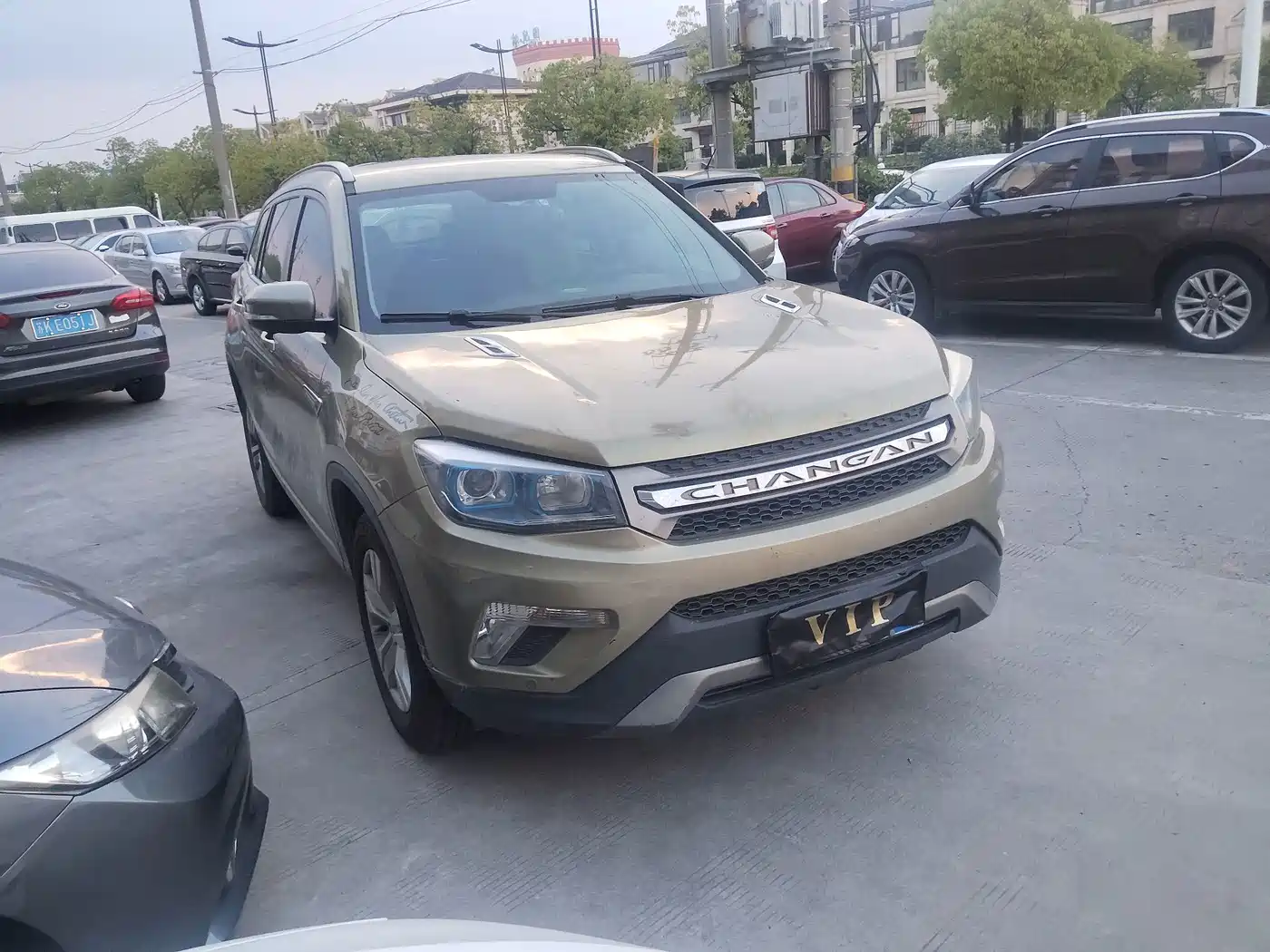 Фото 2 - Changan CS75