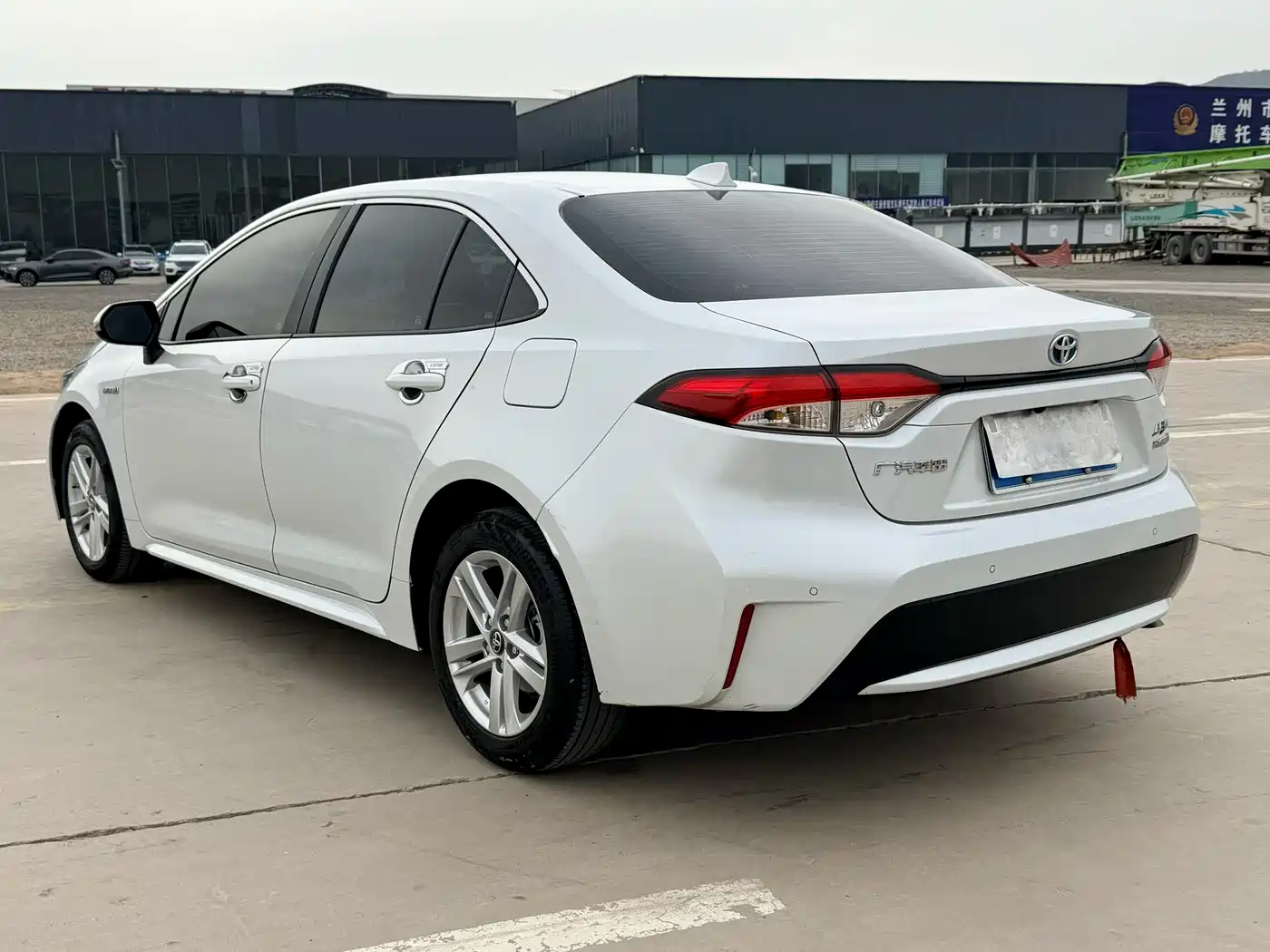 Toyota Levin 2021 Dual Engine 1.8H E-CVT Luxury Edition фото 4