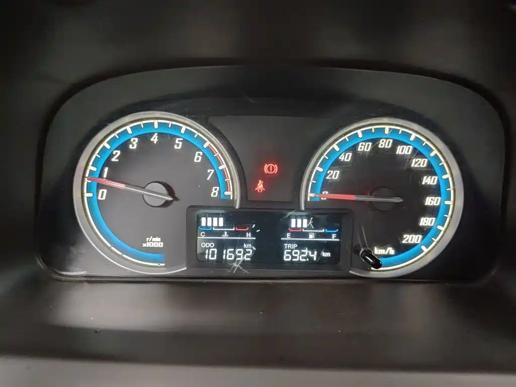 Baojun 730 2015 2014 1.5L Manual Comfort ESP Edition 7-Seater