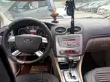 Фото 6 - Ford Focus