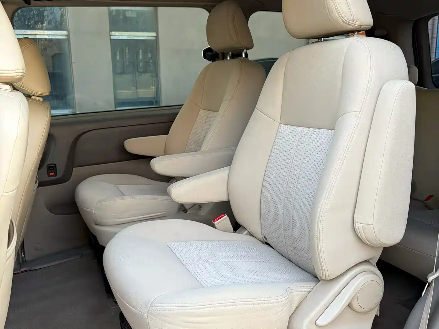 Buick GL8 2014 2.4L Classic Edition фото 9