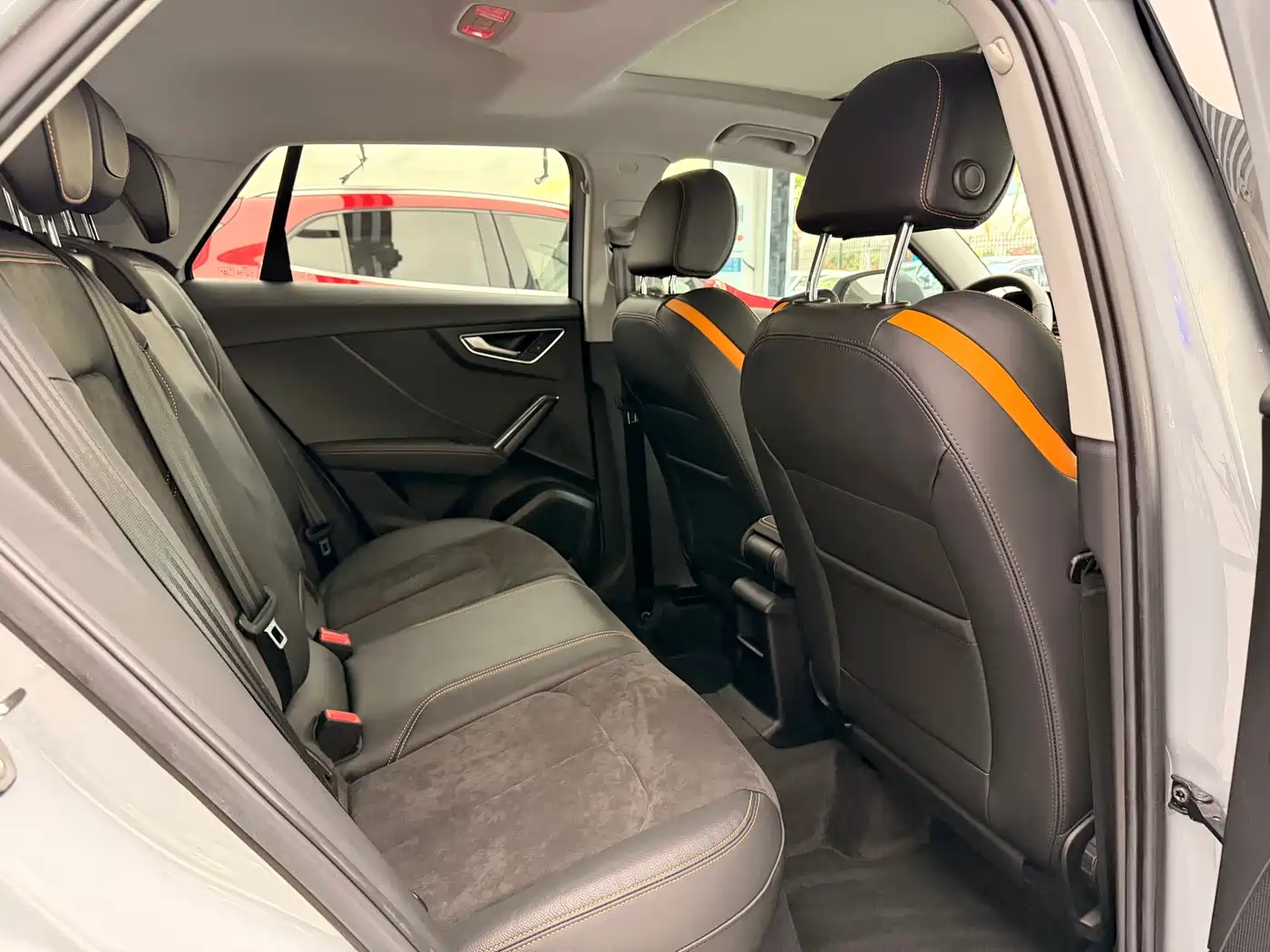 AUDI Q2L E-TRON