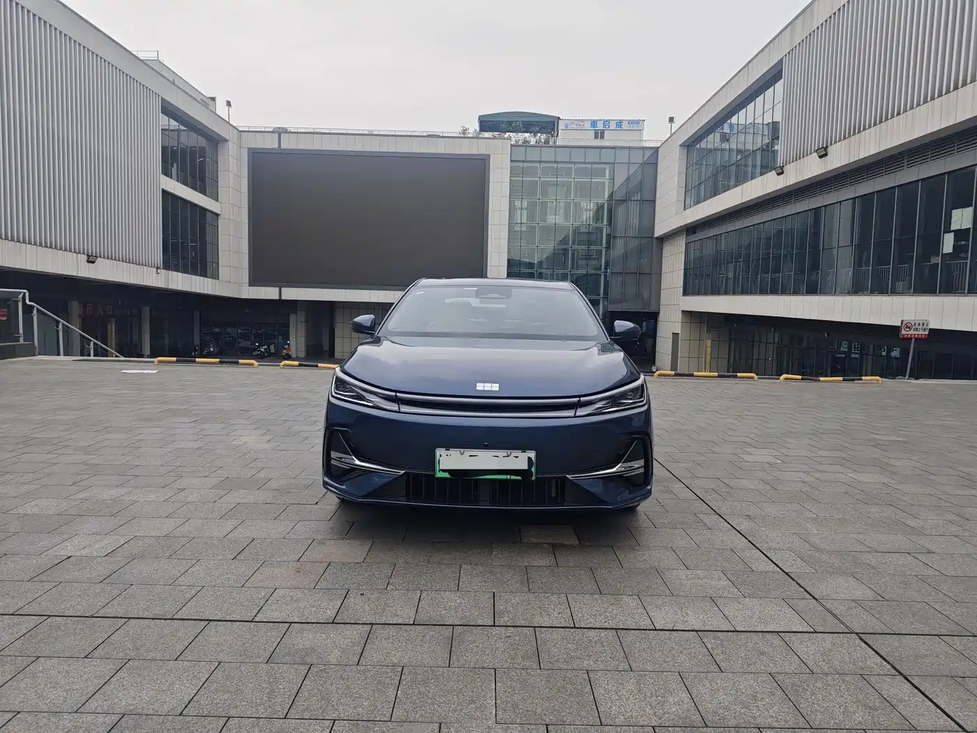 Geely Galaxy Galaxy A7 2025 EM-i фото 5