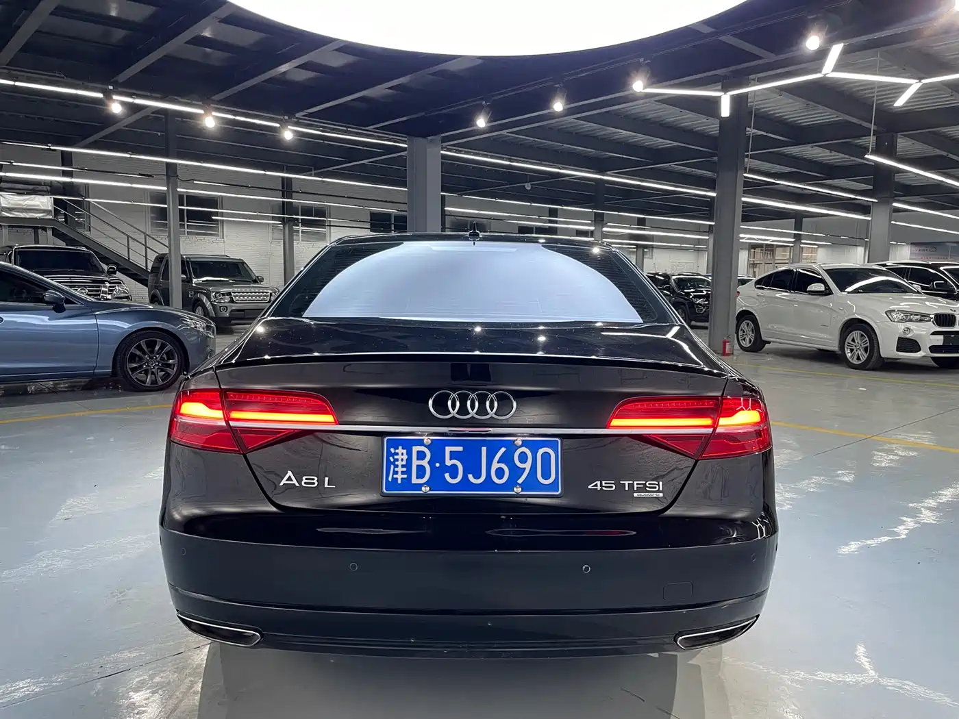 Audi A8 2017 A8L 45 TFSI quattro Leading Elite Collector's Edition фото 21