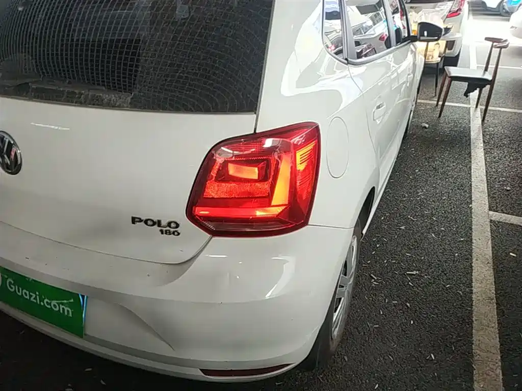 Volkswagen Polo 2018 1.5L Auto Safe Drive фото 8
