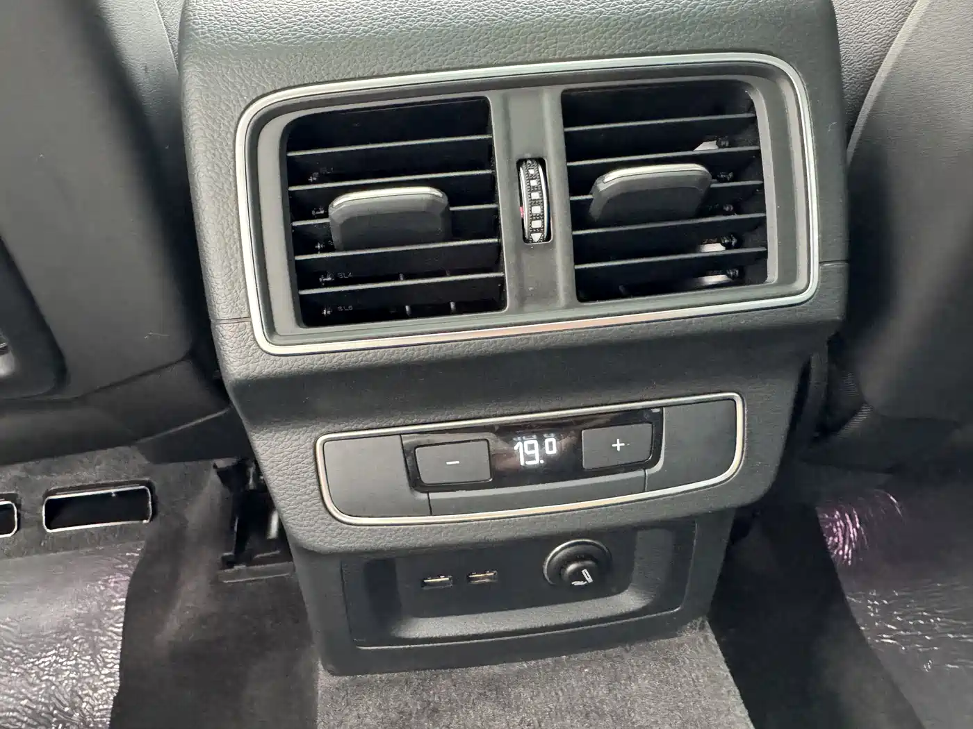 Audi Q5L 2021 40 TFSI Luxury Dynamic фото 15