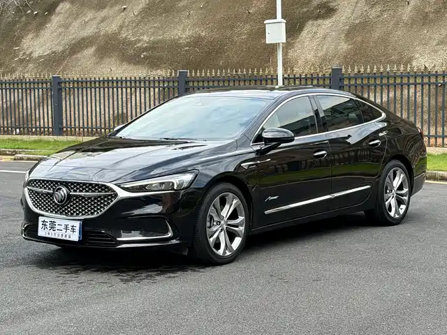 Buick LaCrosse 2022 Avenir First Edition