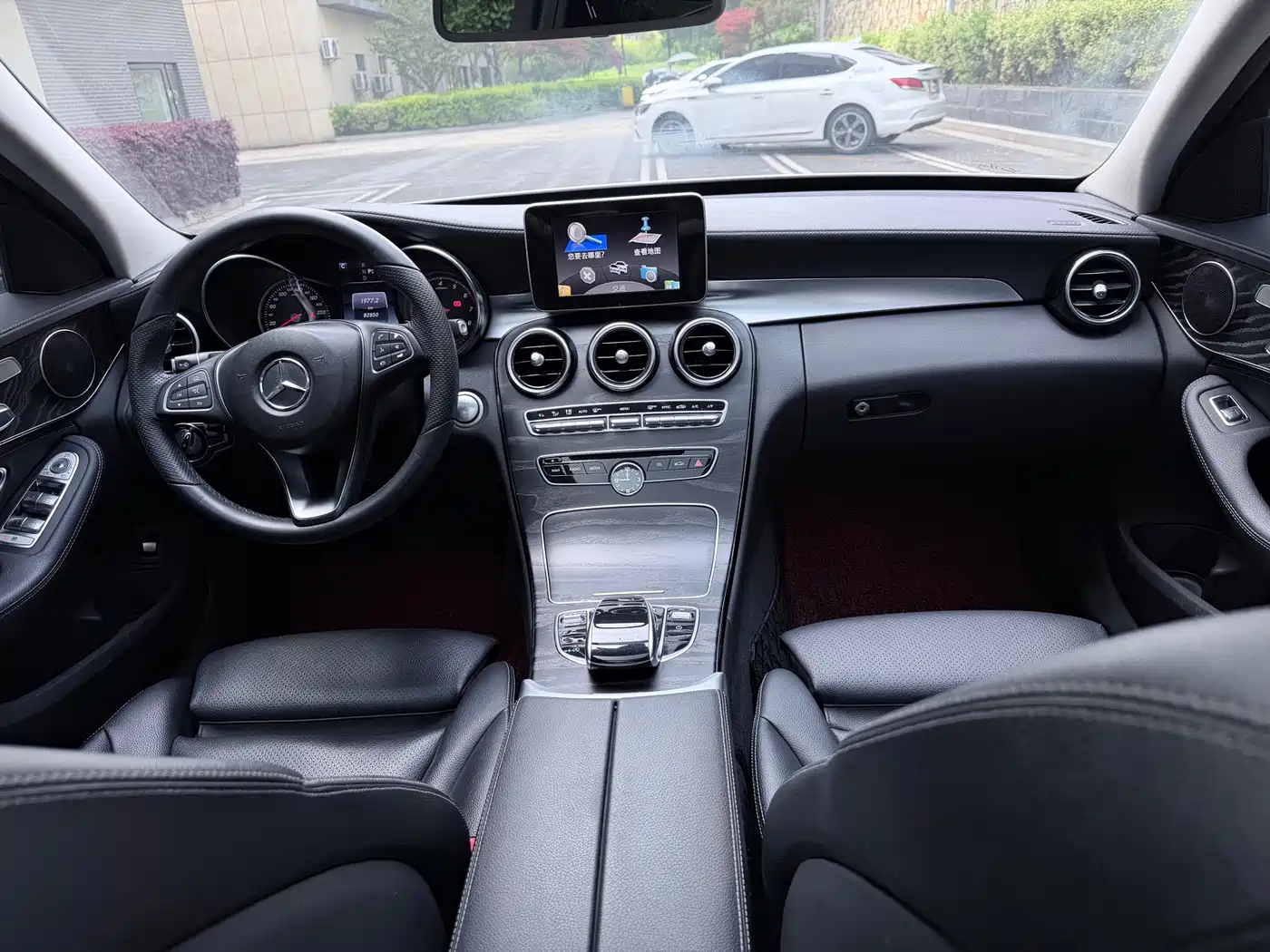 Mercedes-Benz C-Class 2017 C 200 L Sport фото 11
