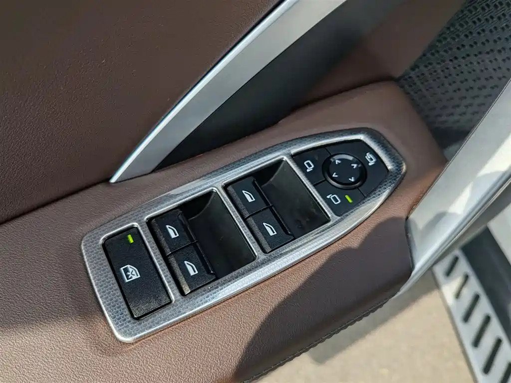 BMW X1 2025 sDrive25Li X Design Package фото 15