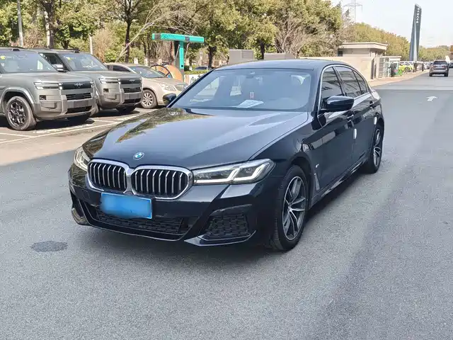 BMW 5 Series 2021 525Li M Sport Package