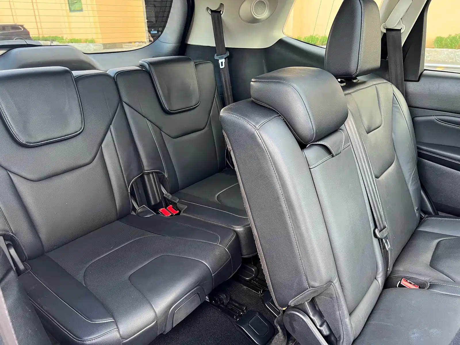 Фото 13 - Ford Edge