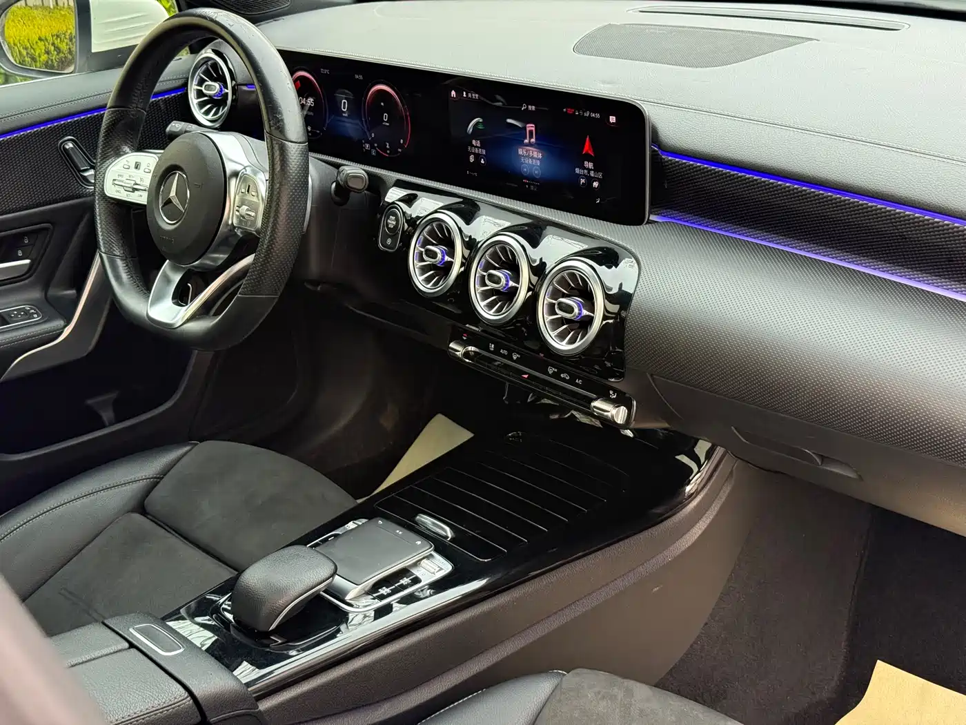 Mercedes-Benz A-Class 2020 A 200 L Sport Sedan фото 17